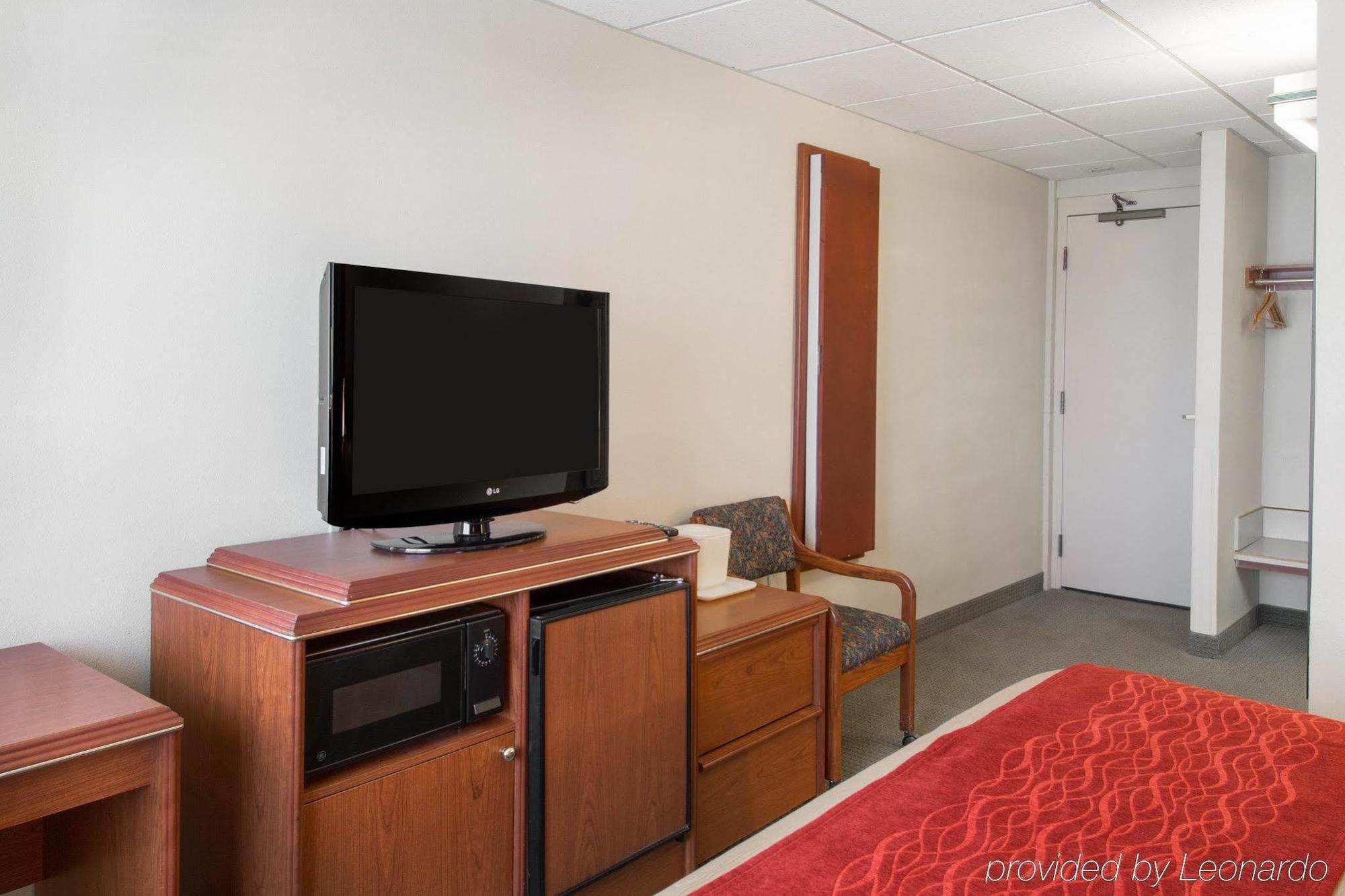 Ramada By Wyndham Downtown Σποκάν Εξωτερικό φωτογραφία